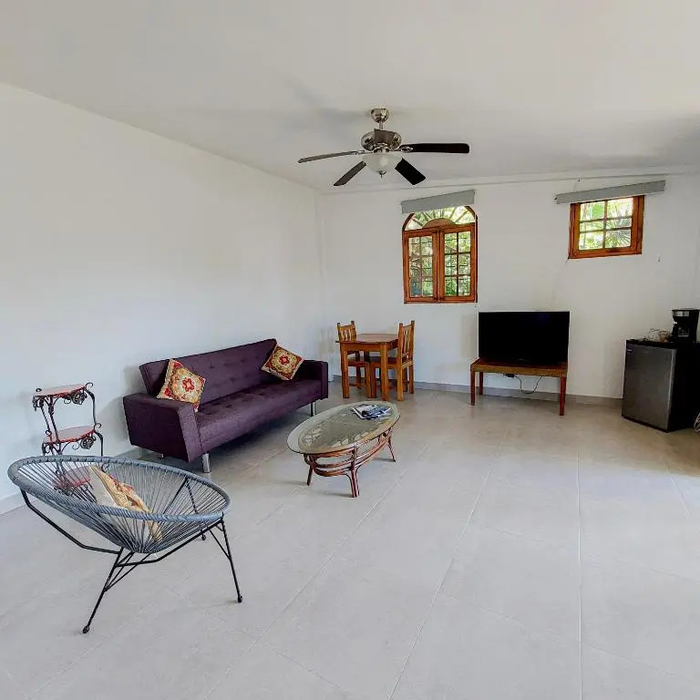 The Golden Frog Inn - Chambres