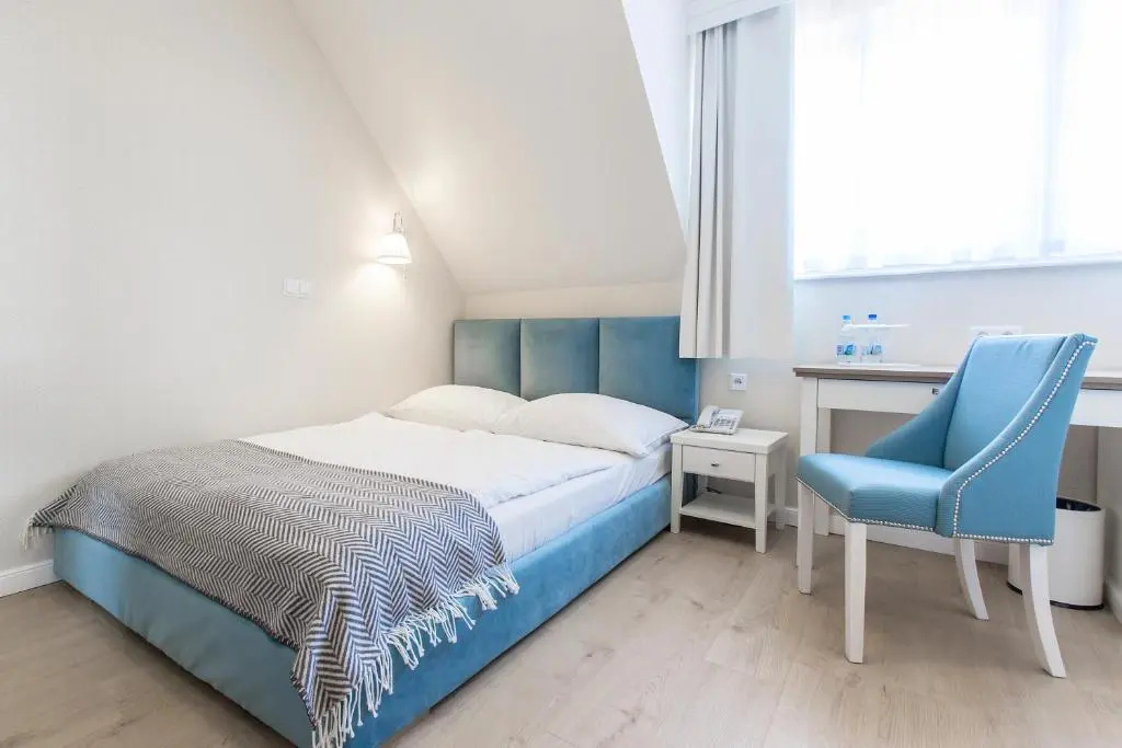 Standard Double room (full double bed)