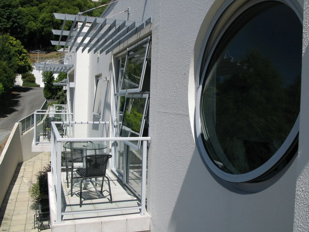 Balcony & Terrace
