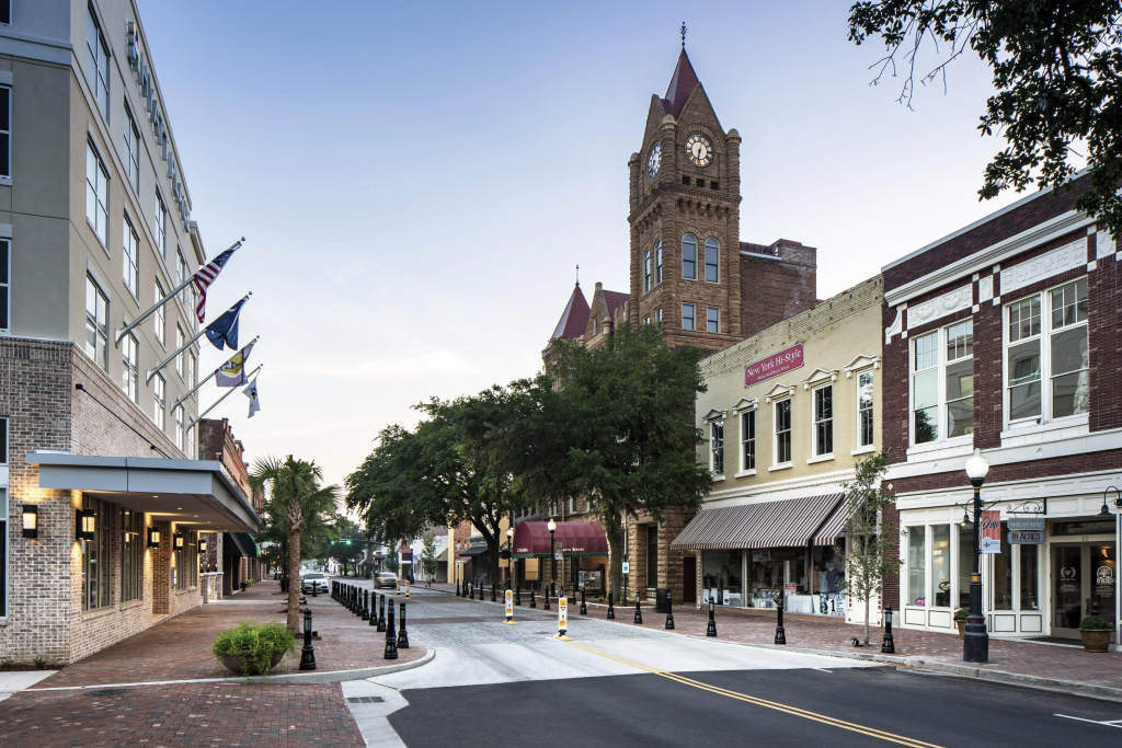 Hyatt Place Sumter / Downtown