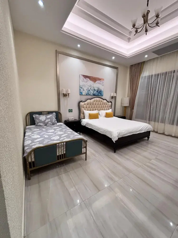 6 Bedrooms Luxury Villa with ocean view