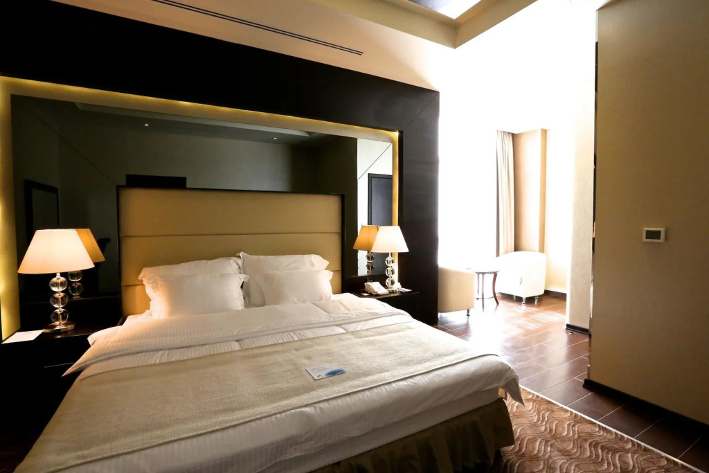 Nehal Hotel — фото