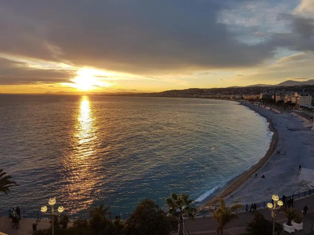 Le Sailboat, great 3-room with A/C in the center of Nice