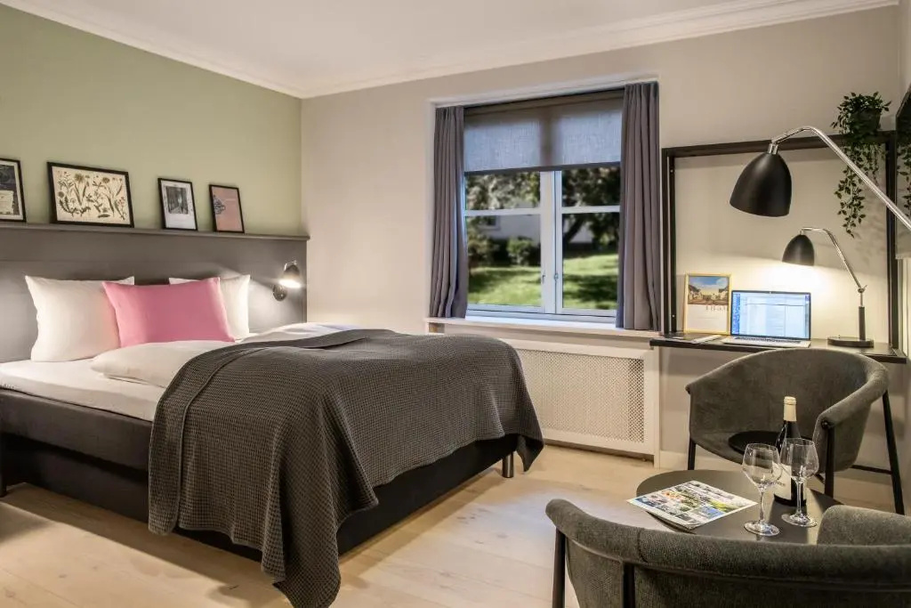 Standard Double room full double bed