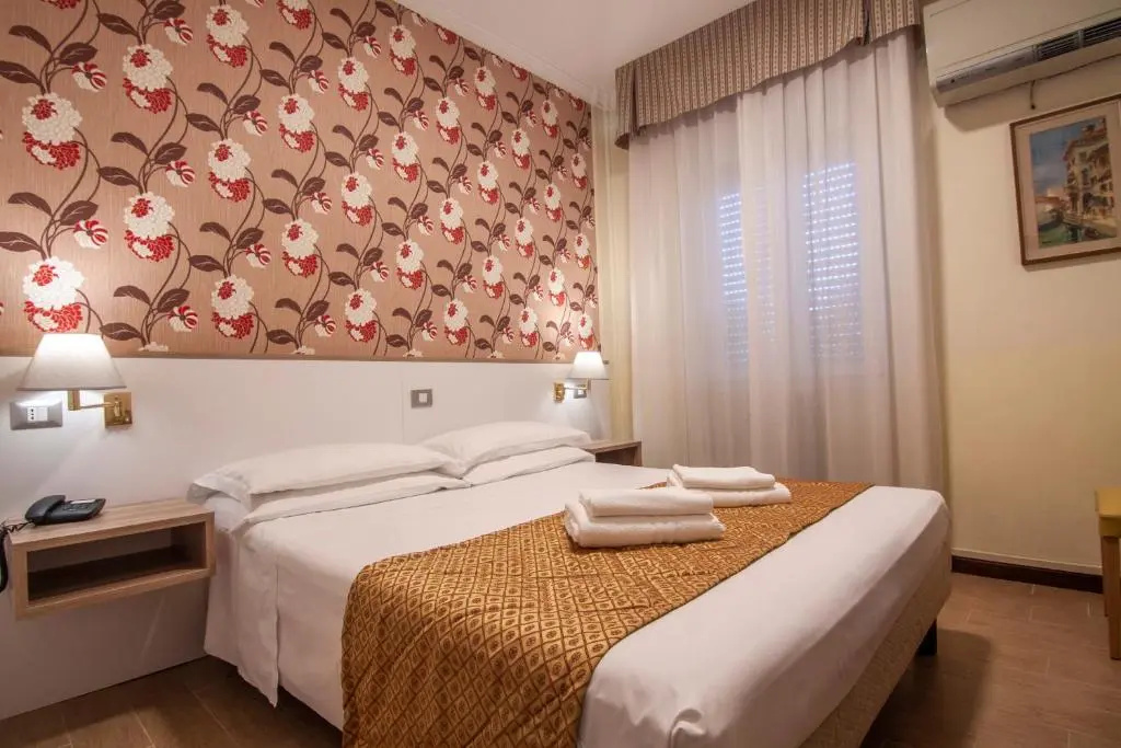 Hotel Dei Fiori - Chambres
