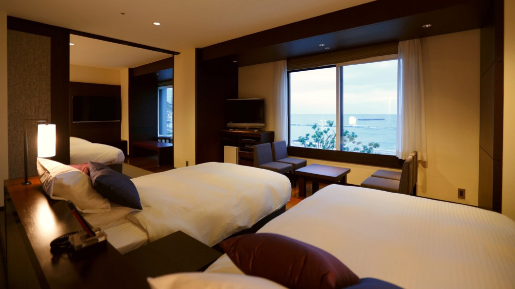 Standard Quadruple room with ocean view