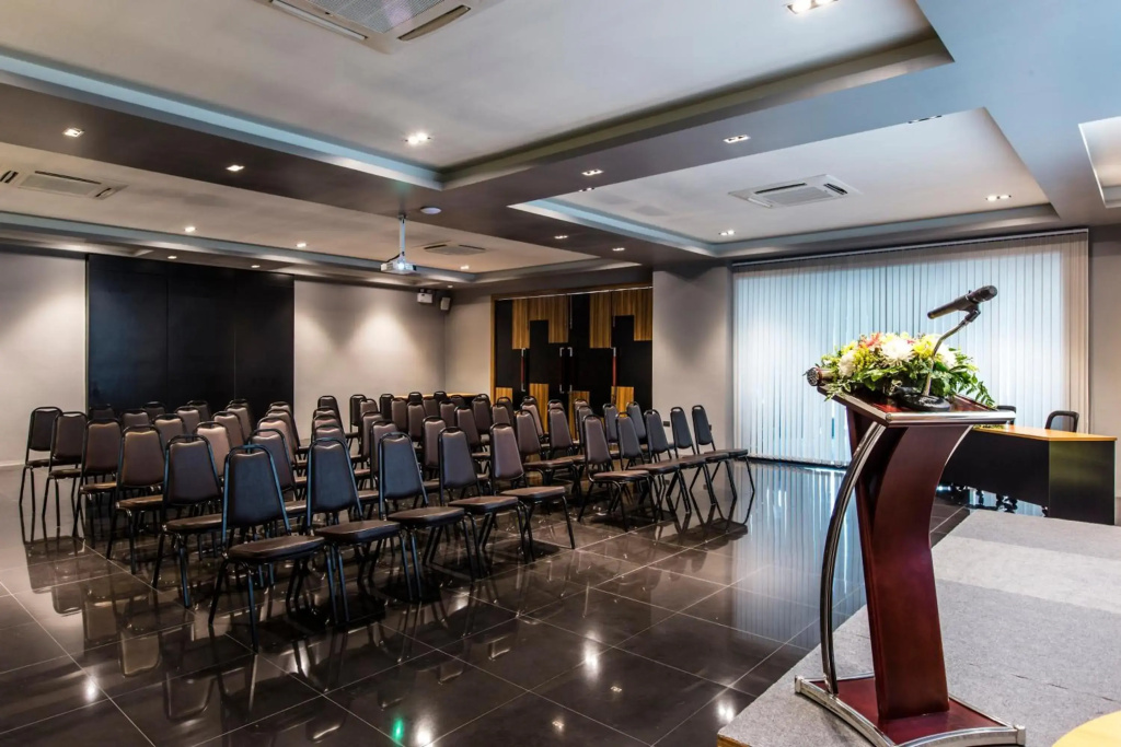 Cresco Hotel Buriram - фото 17