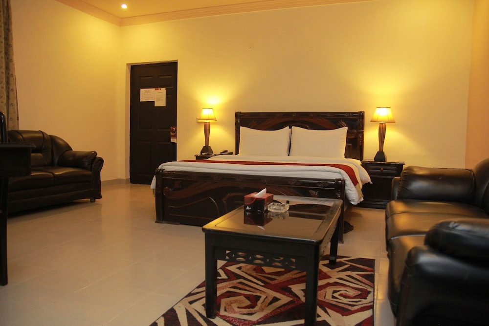 Executive Double room (full double bed)