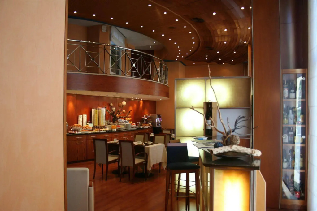 Hotel photo 11