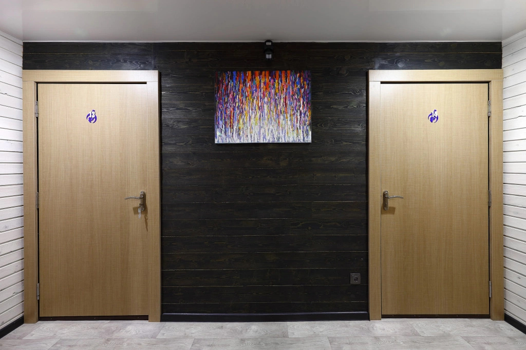 Yeiskwind Hotel — 4