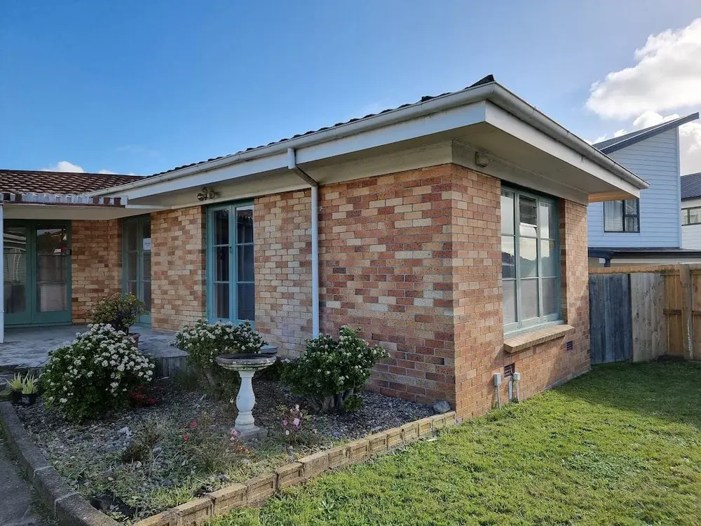 Cosy Unit by Airport - Heat Pump - WIFI