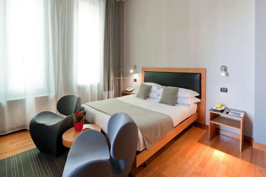 Superior Double room (full double bed)
