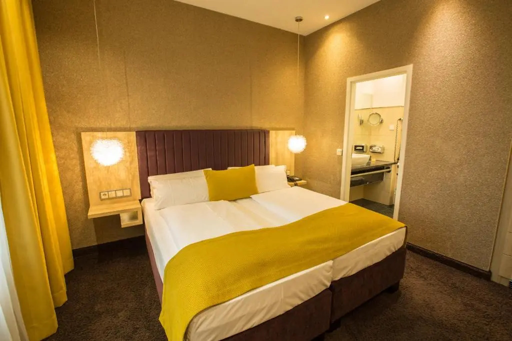 Premium Double room full double bed