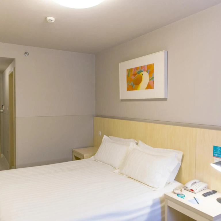 Jinjiang Inn Select Shenzhen Nanshan Science and Technology Park in Shenzhen
