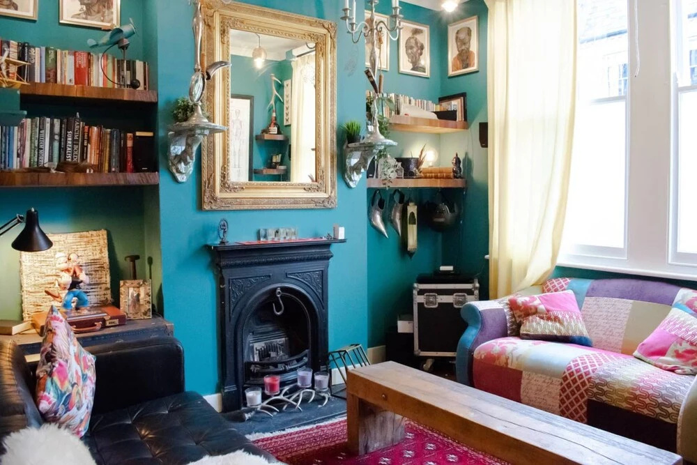 Eclectic 1 Bed Ground Floor Flat