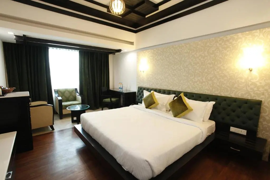 Deluxe room with mountain view