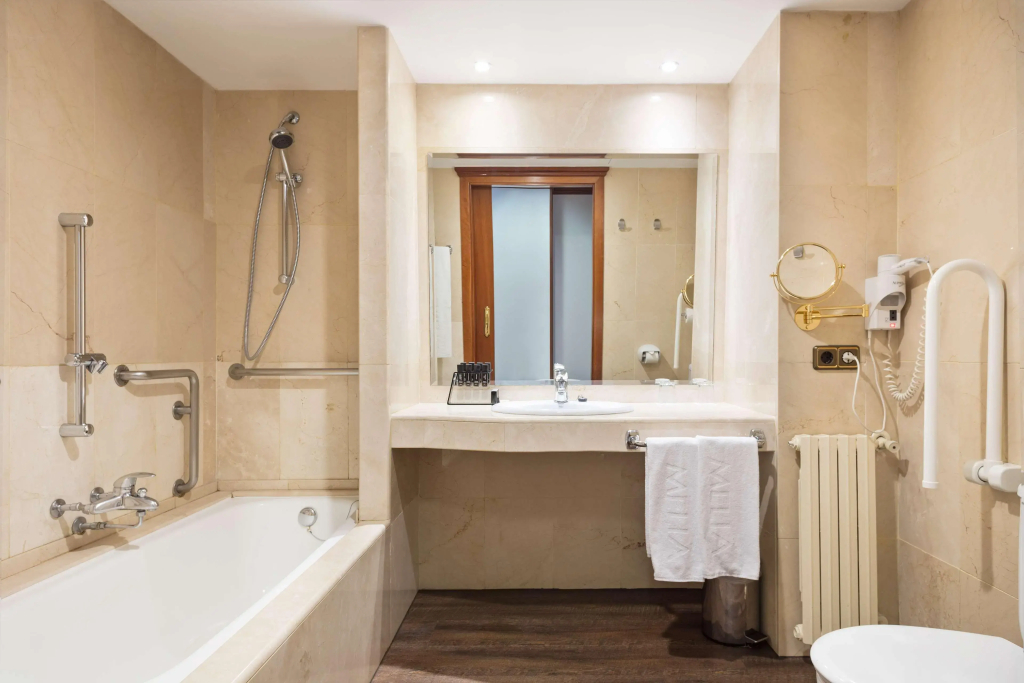 Best Western Premier CMC Girona - фото 11