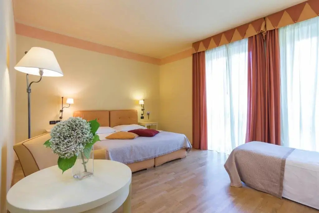 TH Tirrenia - Green Park Resort - Chambres