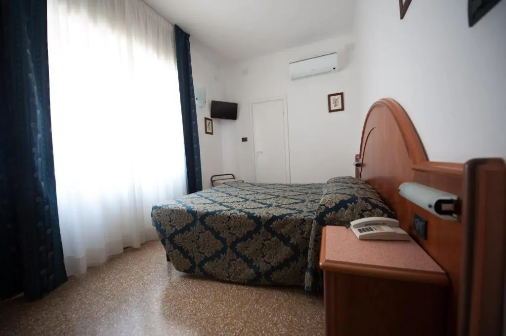 Hotel Lorenzo - Chambres