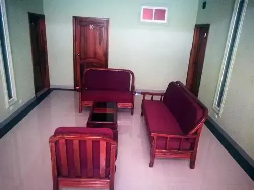 Hotel Las Acacias