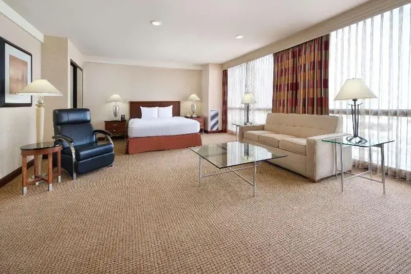 Hilton Chicago O'Hare Airport - Chambres