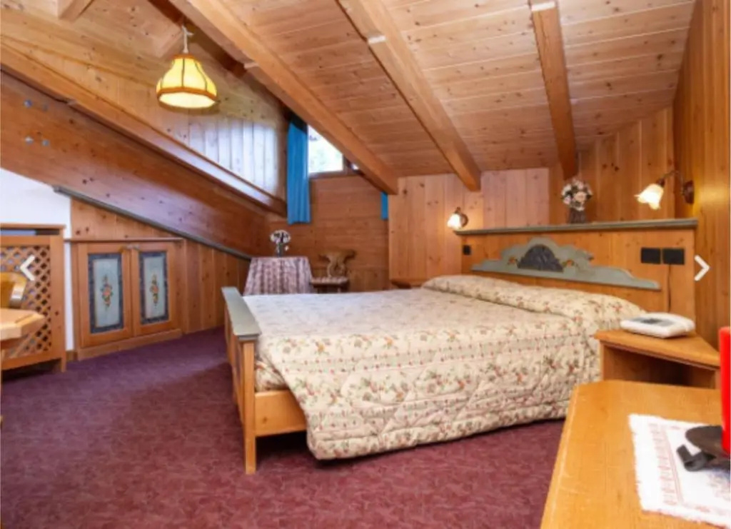Economy room