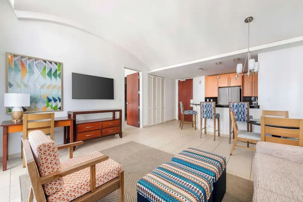 1 Bedroom Double Suite with ocean view (full double bed)