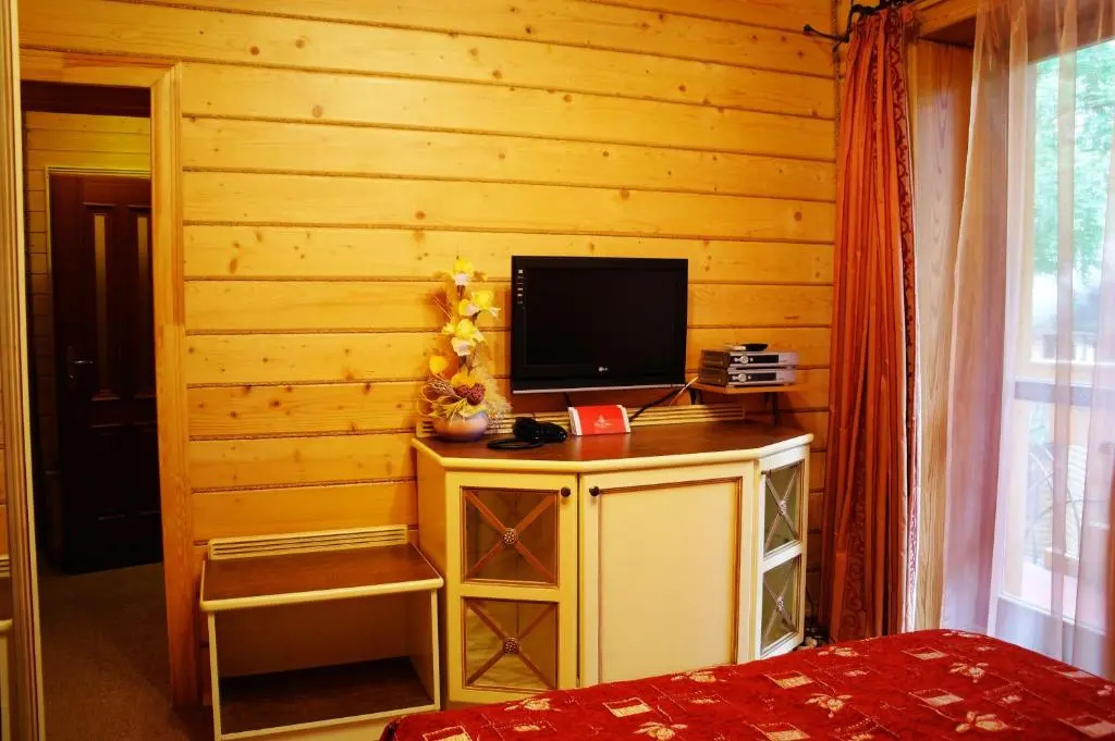 Standard Double room with balcony (full double bed)