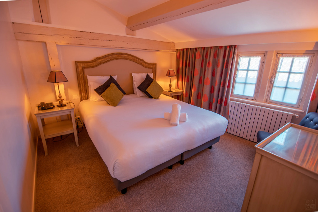 Hôtel Le Donjon - Coeur de la Cité Médiévale — фото 6