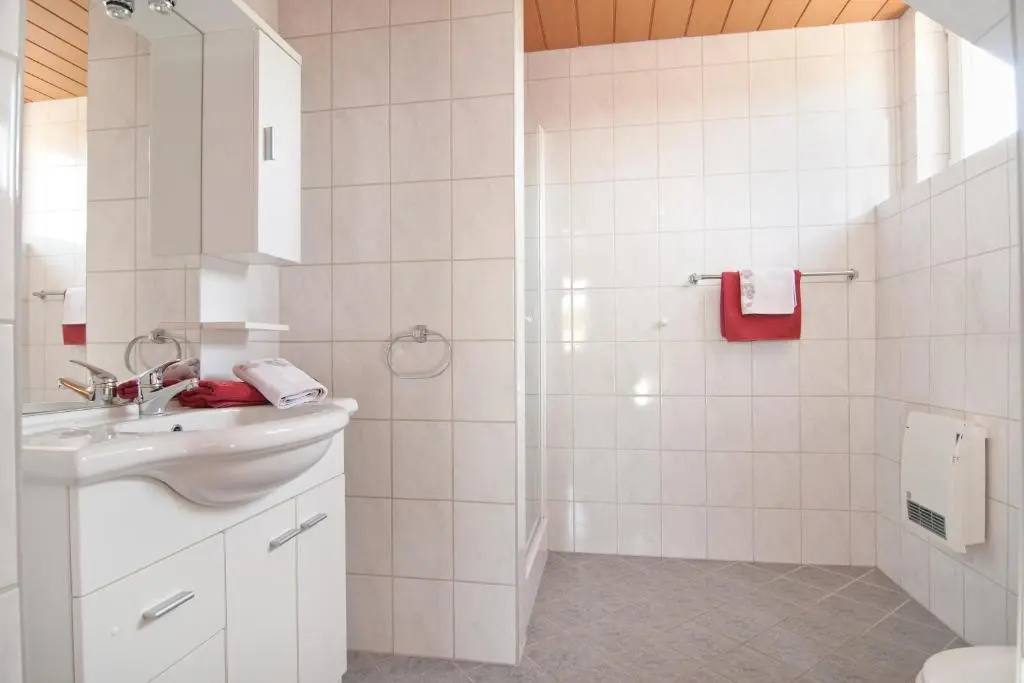 Standard Double room with balcony (full double bed)