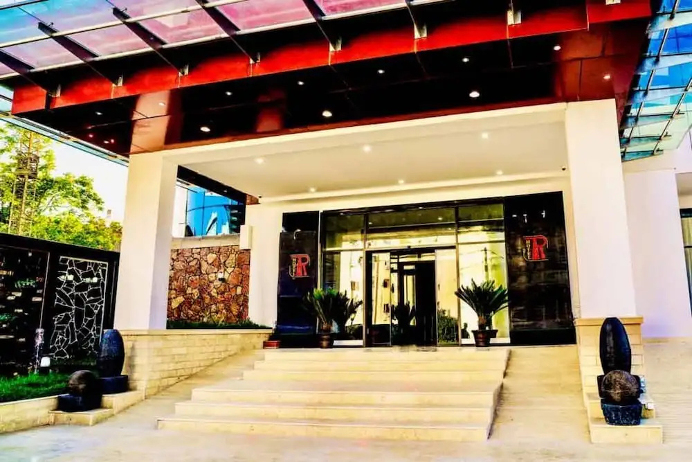 Hôtel Tapis Rouge