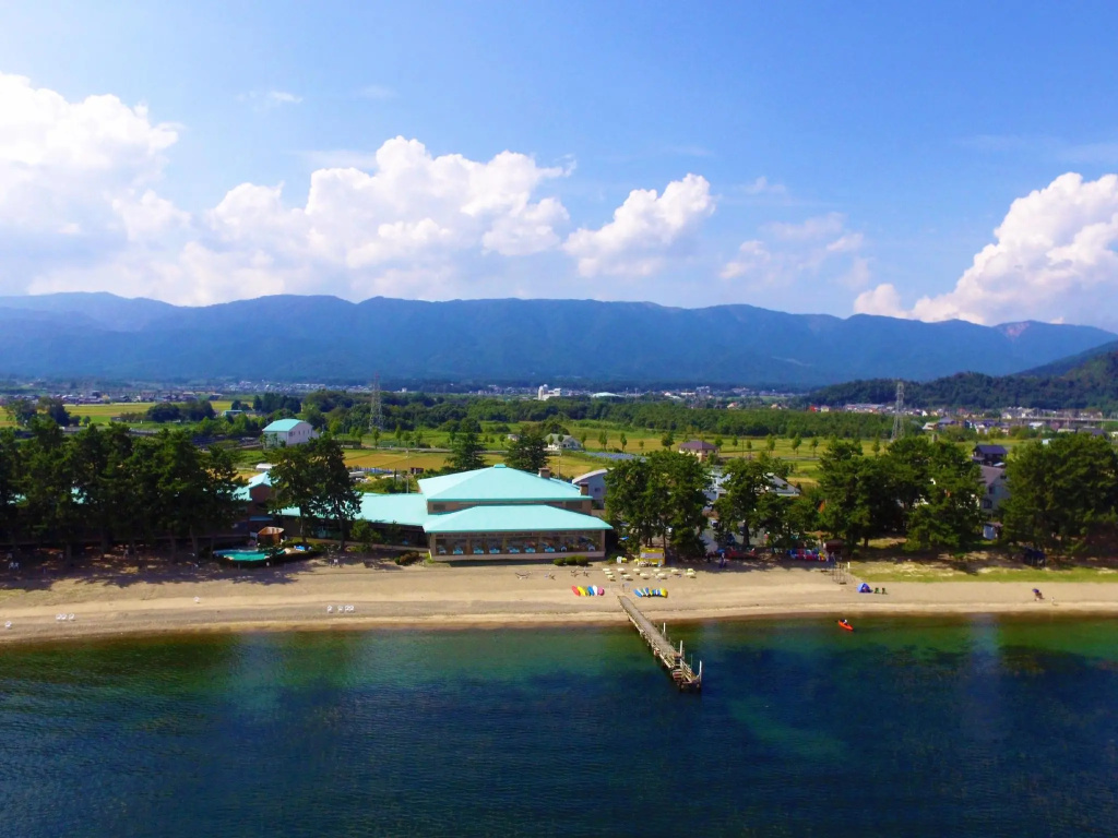 Beach & Waterfront