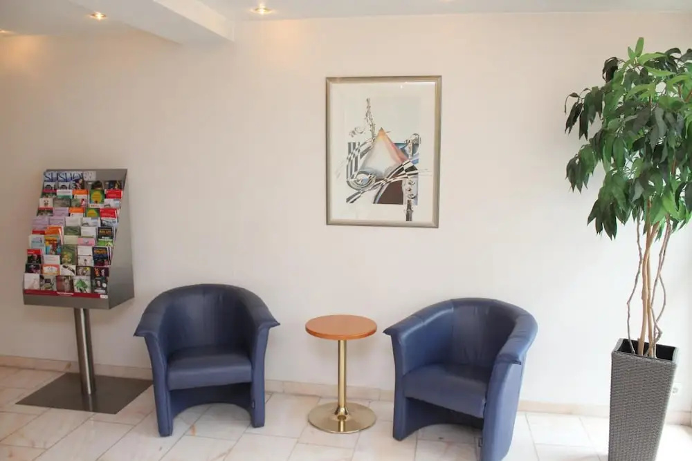 Hotel photo 12