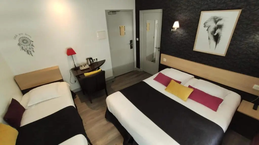 Comfort room