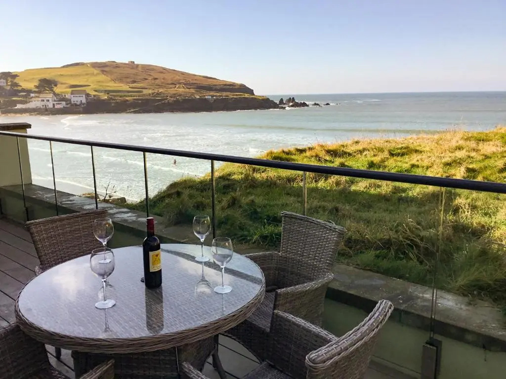19 Burgh Island Causeway