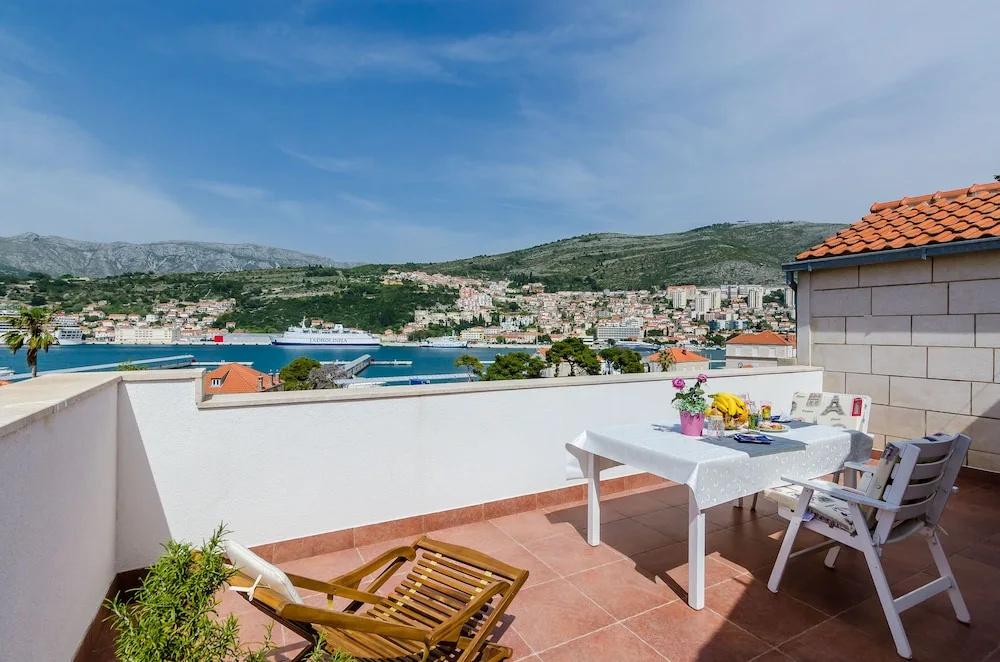 Apartment Marina View