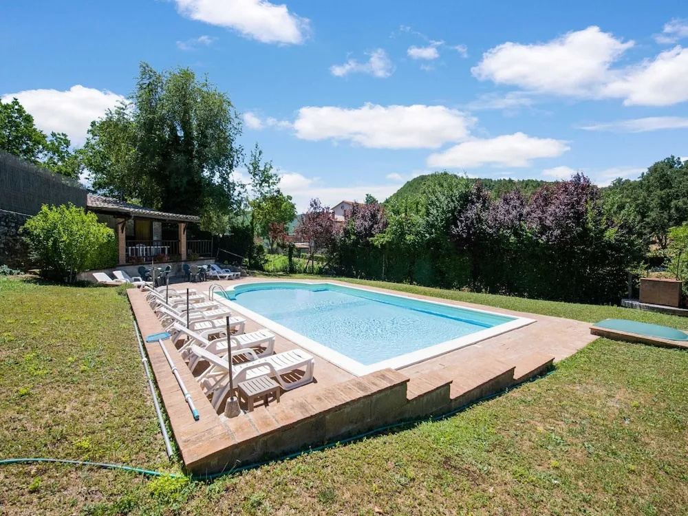 Holiday Home in Sellano With Pool & Sun Terrace