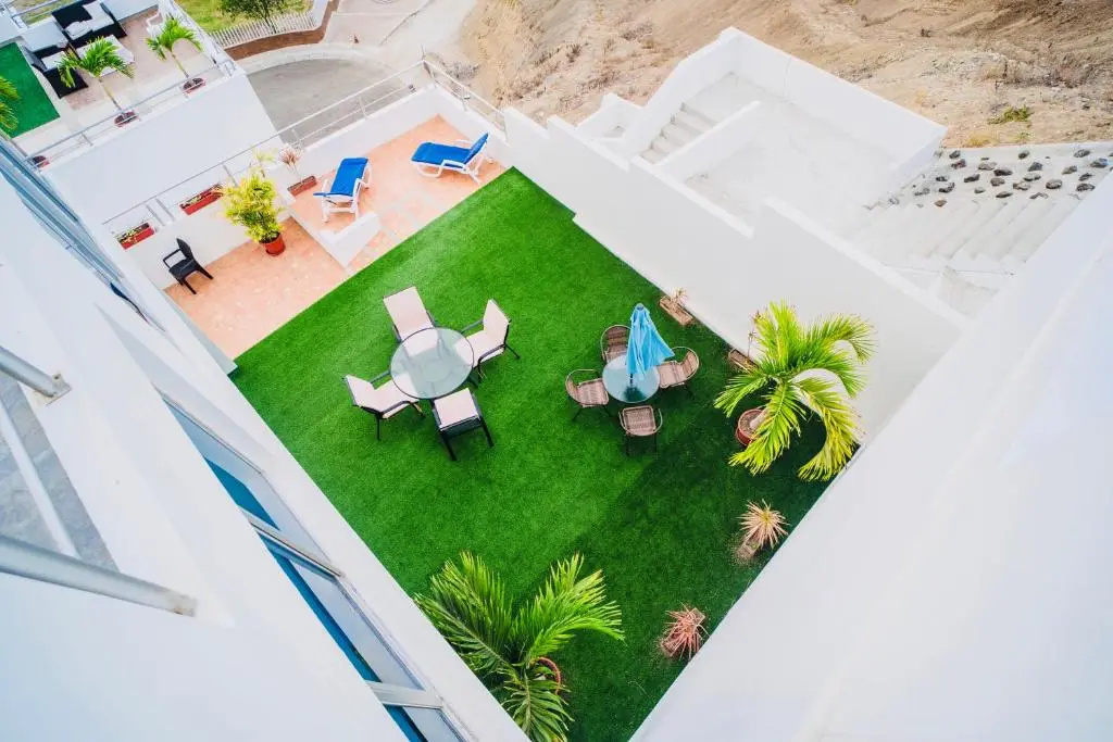 Super Duplex al mar con acceso a la playa - Club Privado en Manta