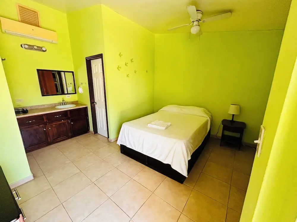 Comfort room