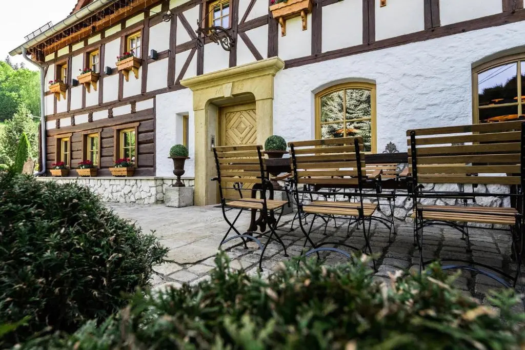 Szwajcarski Dworek (Adults Only)