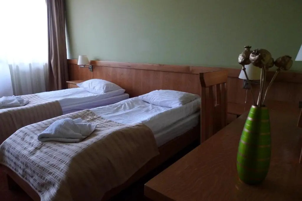 Hotel Restaurant Gondűző - Chambres