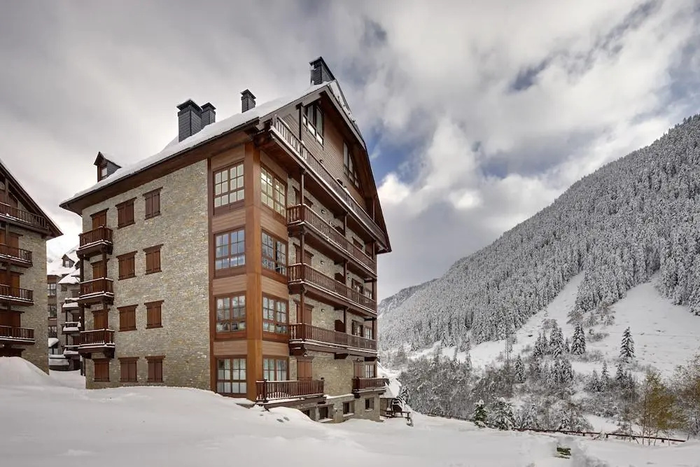 Val de Ruda Luxe 49 by FeelFree Rentals