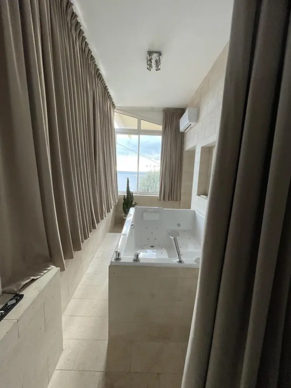 Le Roquebrune - Chambres