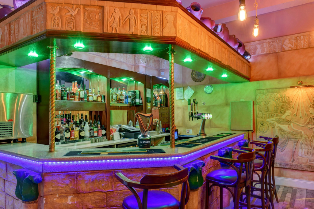 Empire Hotel - Général