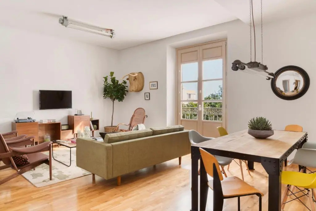 2 Bedrooms Deluxe Apartment with balcony and with city view