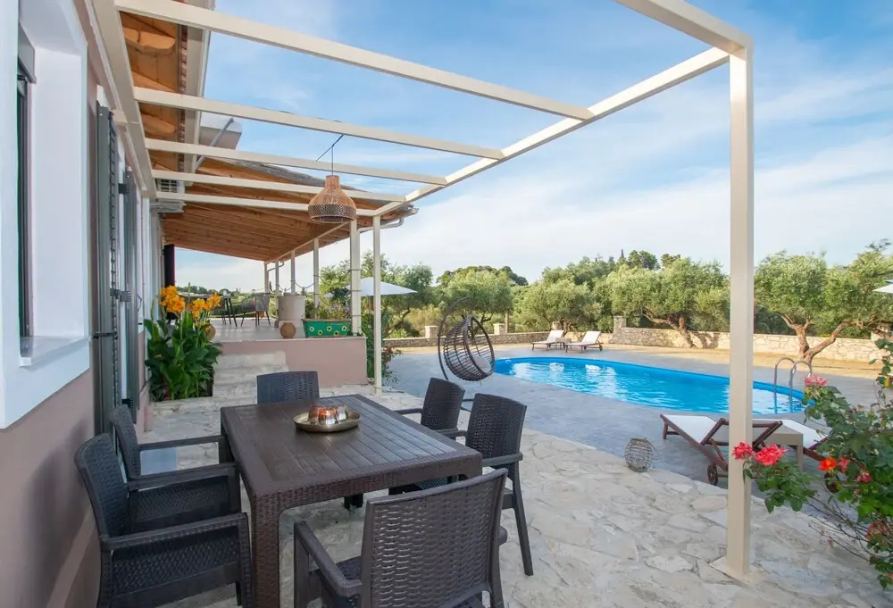 Ariadni di Olivio Villa