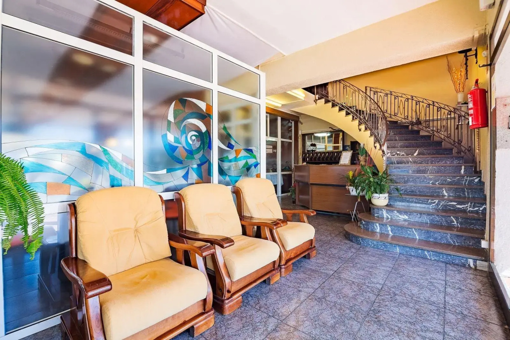 Hotel photo 2