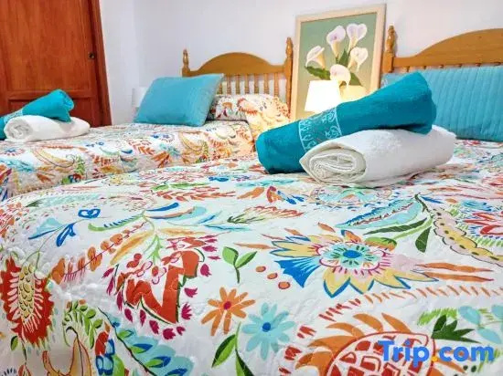 Charming 1-Bedroom Apartment with Sea Views in Breña Baja