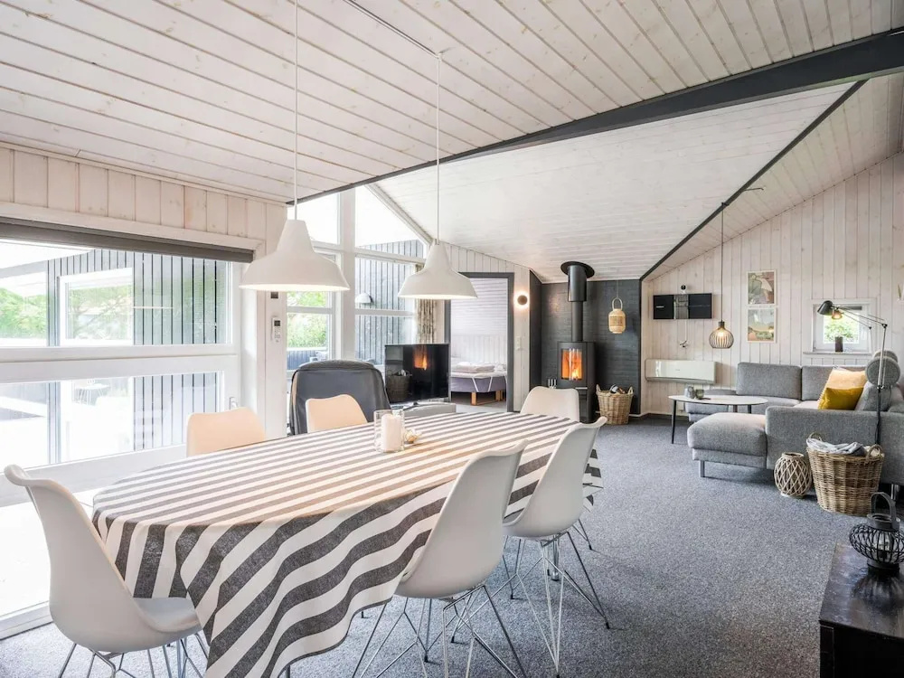 4 Person Holiday Home in Hemmet