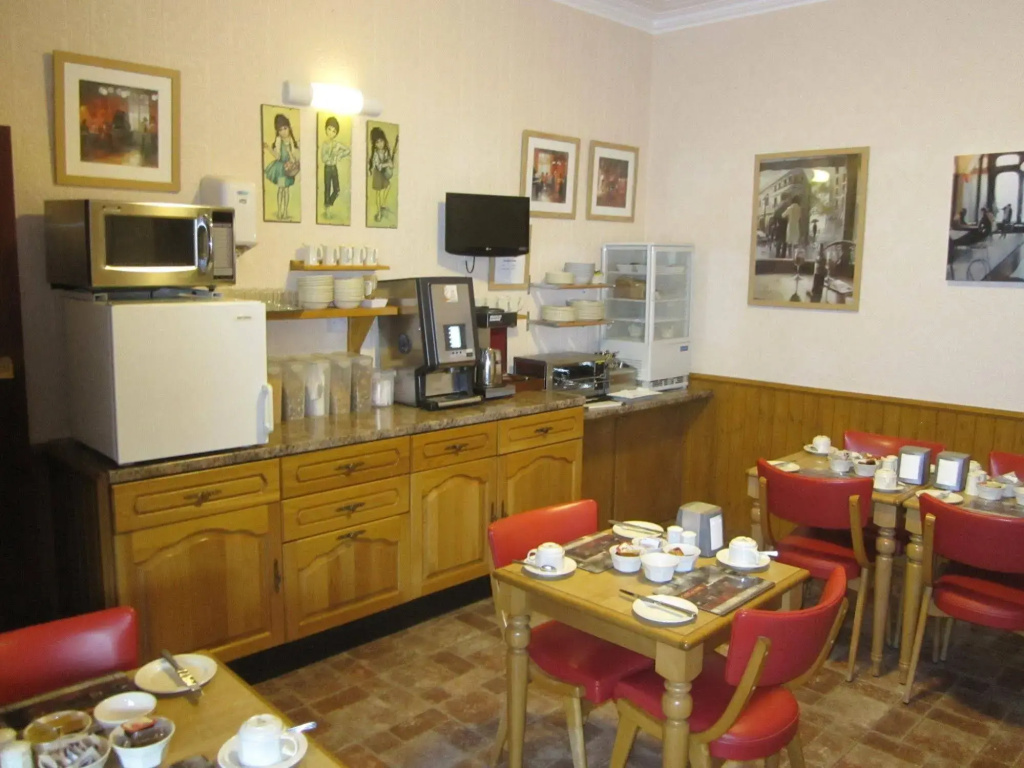 Hotel photo 11